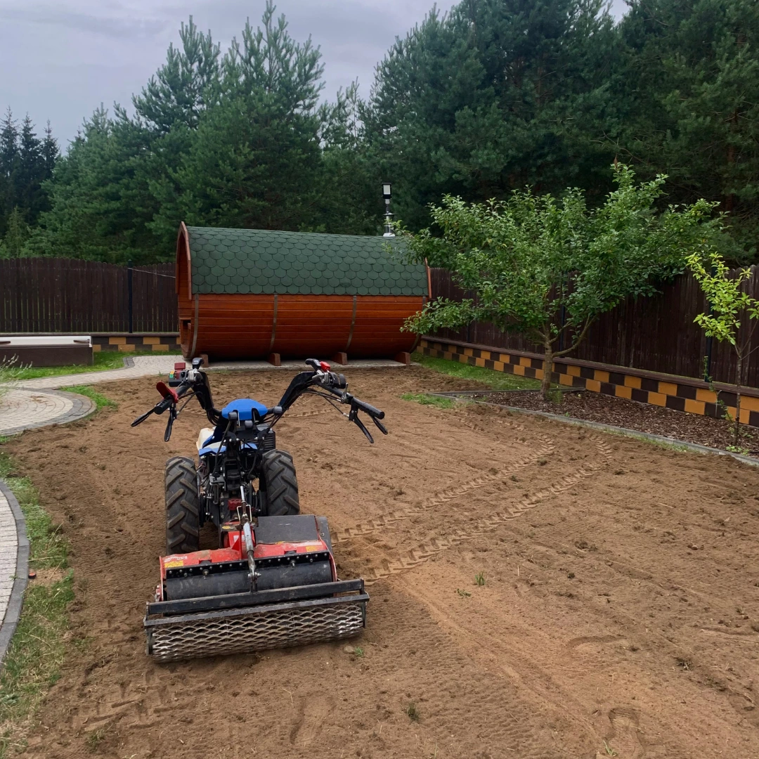 Przygotowanie podłoża pod trawę z rolki Czarna Białostocka